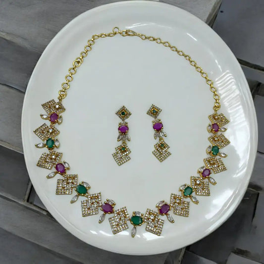 Royal Glamor Necklace Set