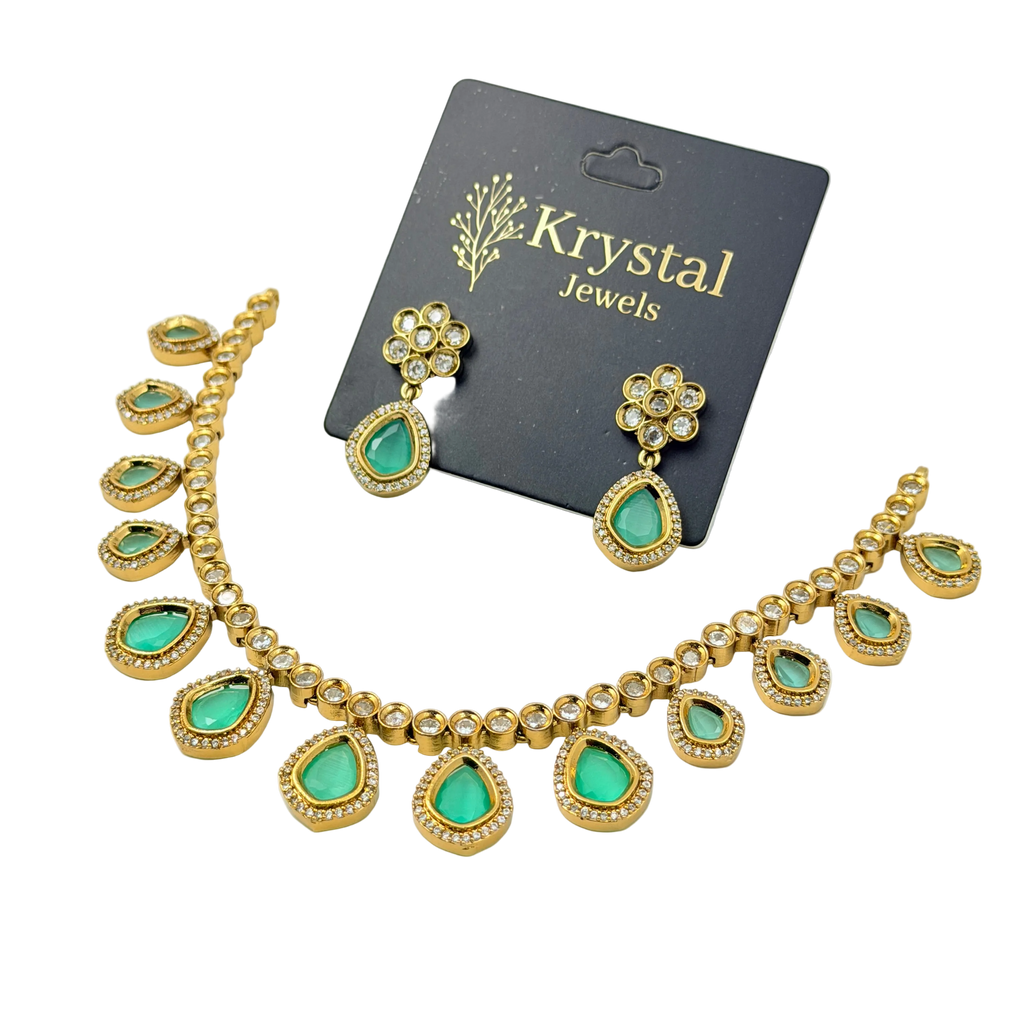 Elegant Teardrop Jewelry Set