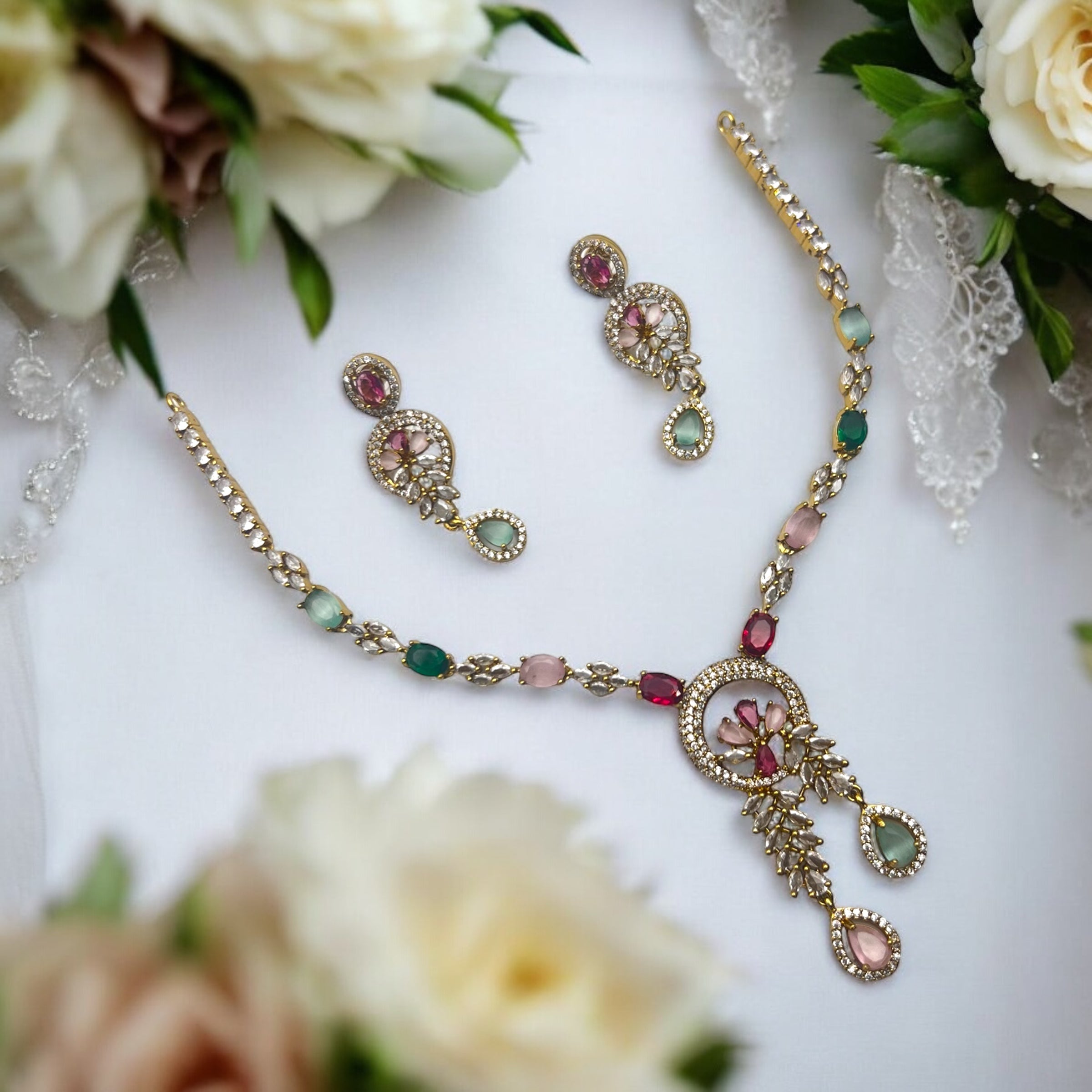 "Regal Bloom" Necklace Set 🌸💎