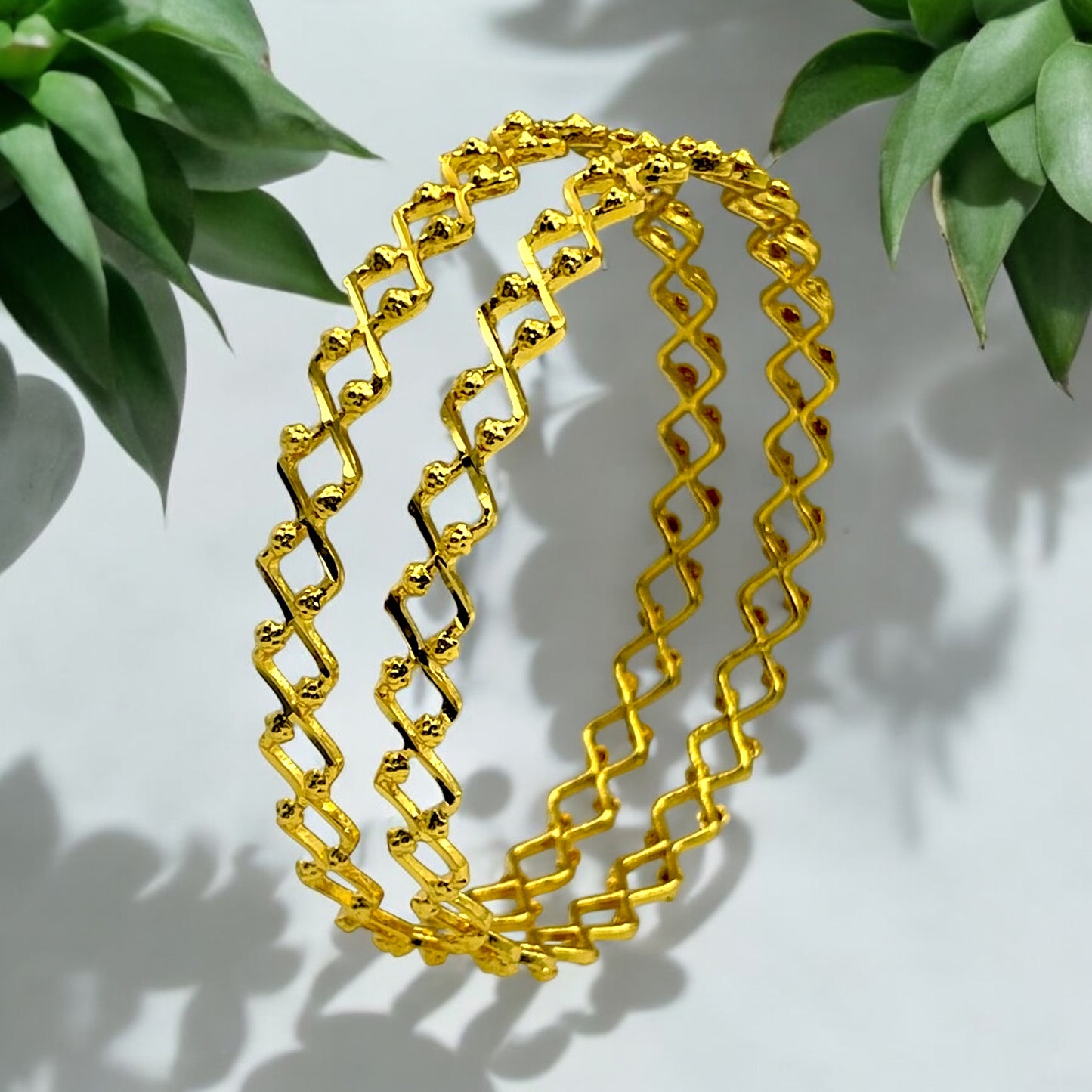 ✨ "Aakriti Bandhan" 18K Gold Bangle Set ✨