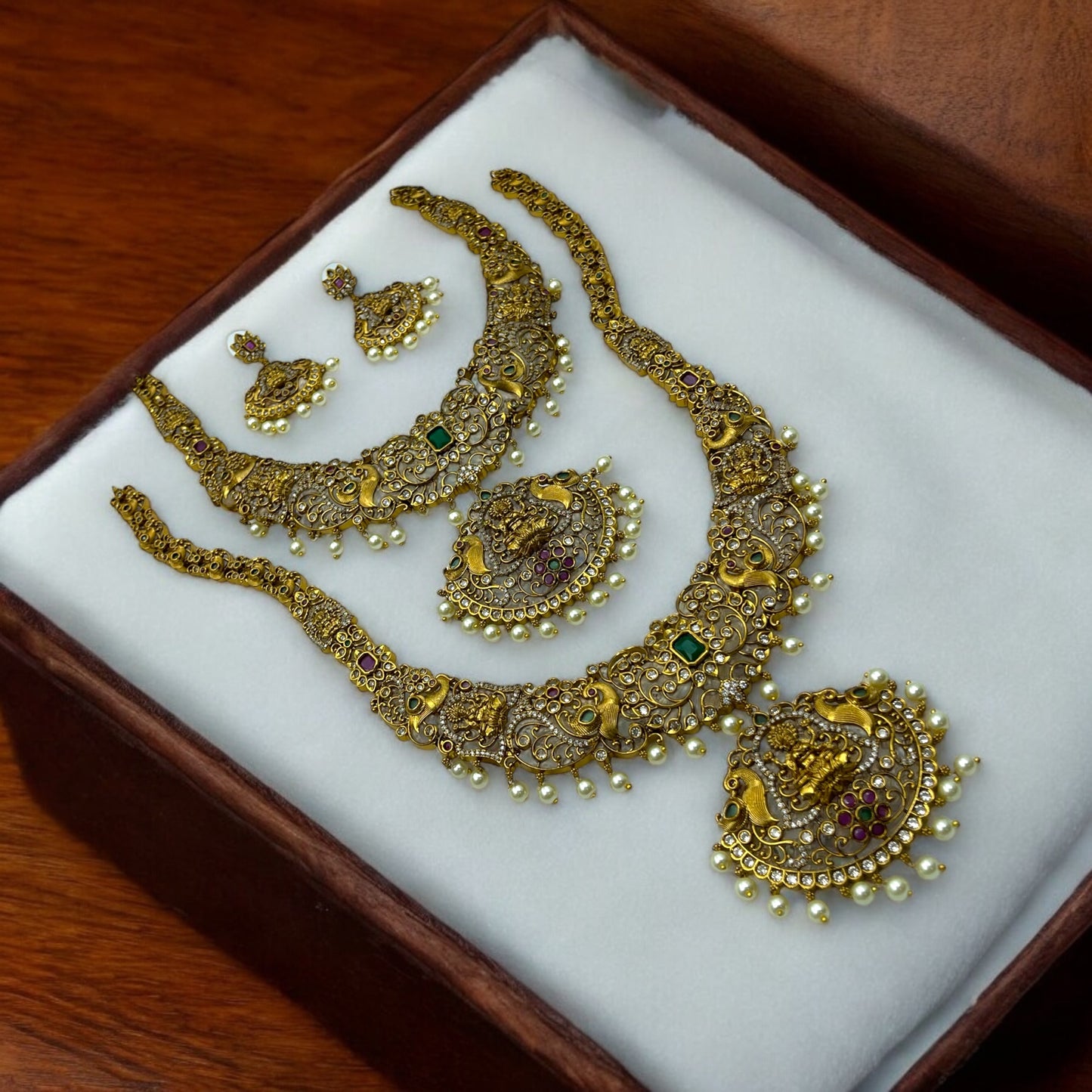 👑"Divine Heritage" Necklace Set👑