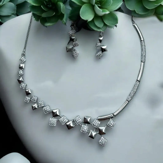 Stellar Geometric Necklace Set