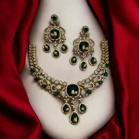 💚"Royal Grace" Necklace Set👑✨