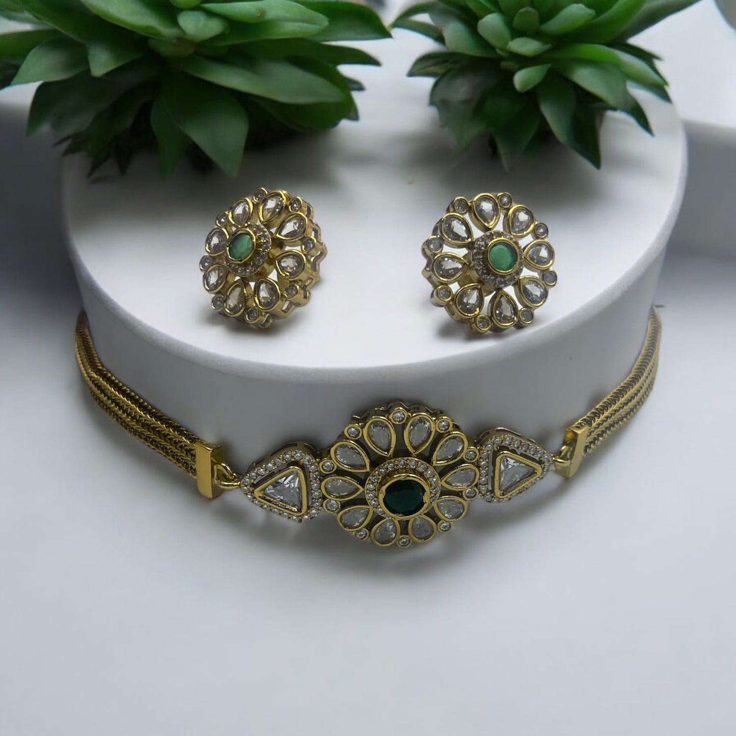 Elegance Kundan Necklace Set