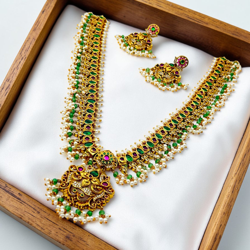 Kamal Jadau Kundan Necklace Set