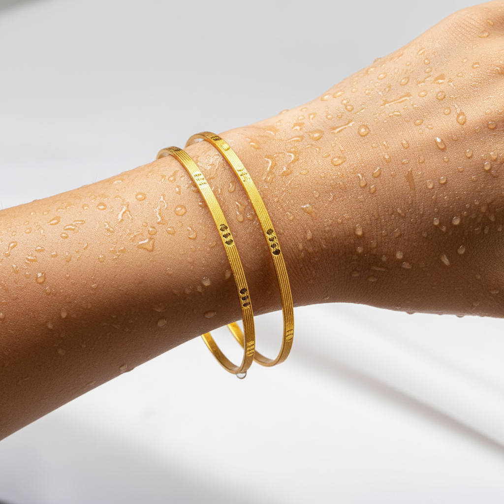 Anika Line Gold Bangle Set