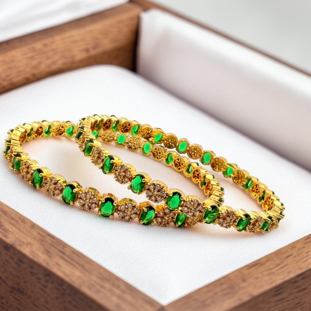 Emerald Line Gold Bangle Set