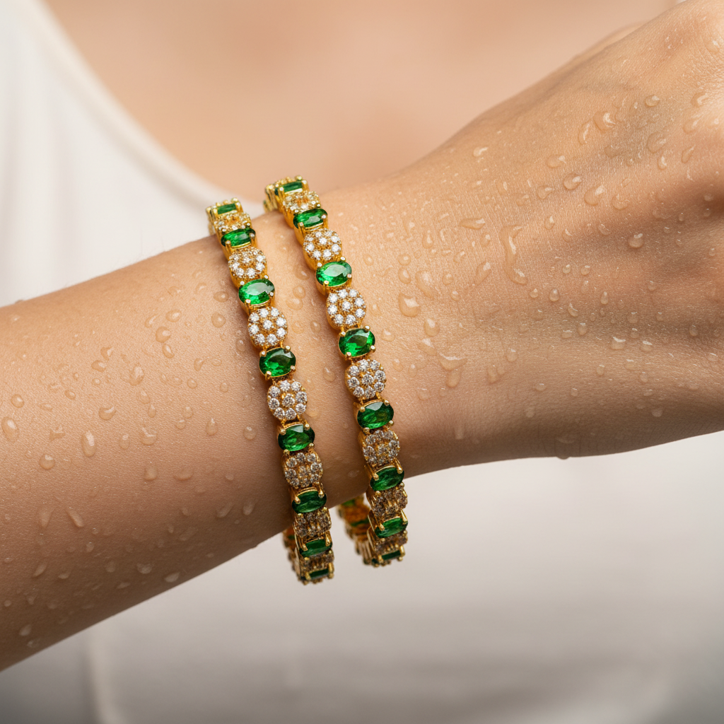 Emerald Line Gold Bangle Set