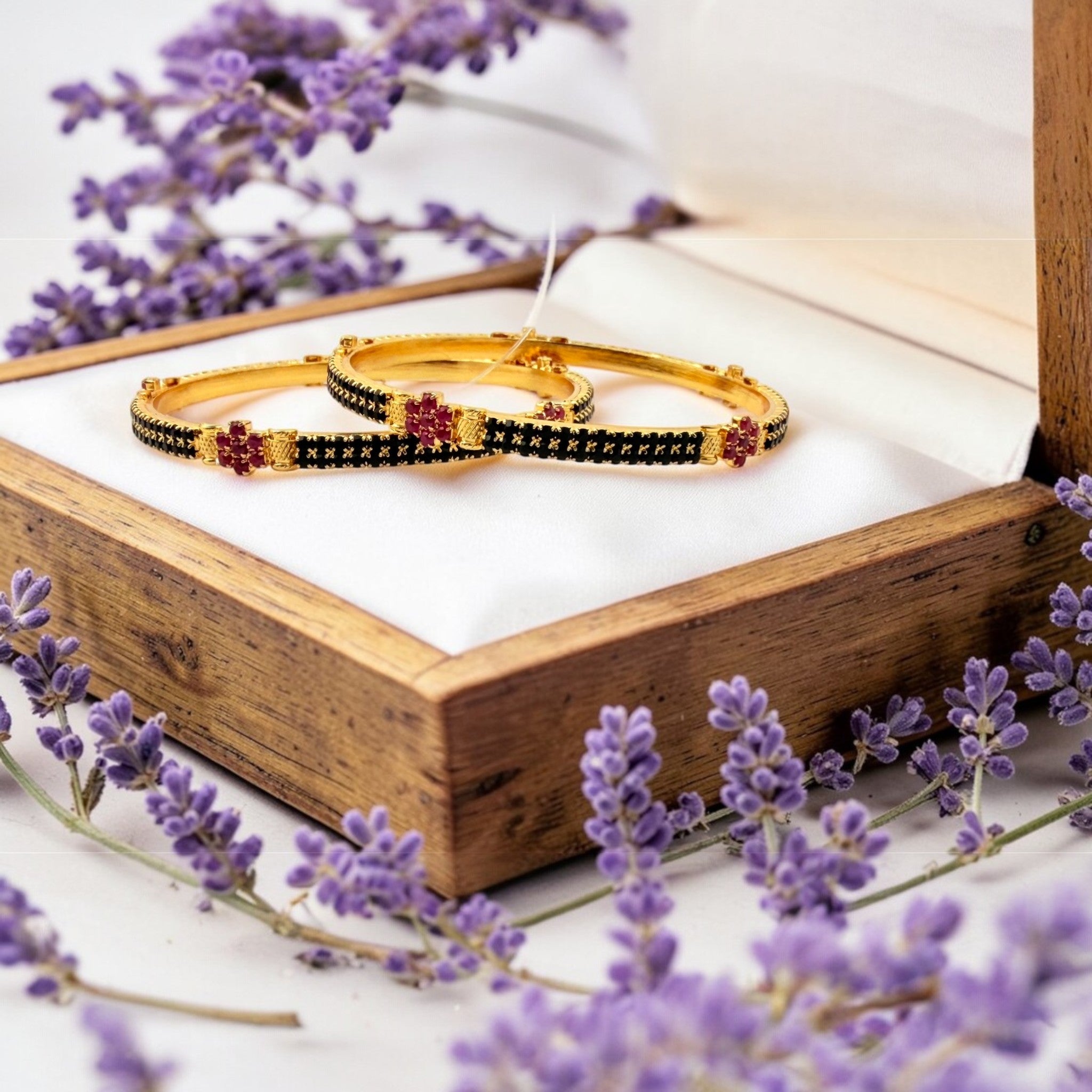 Kumkum Mangalsutra Bangles