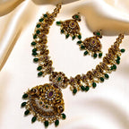 💎💖 "Varna Pushpini" Necklace Set 💚⚪