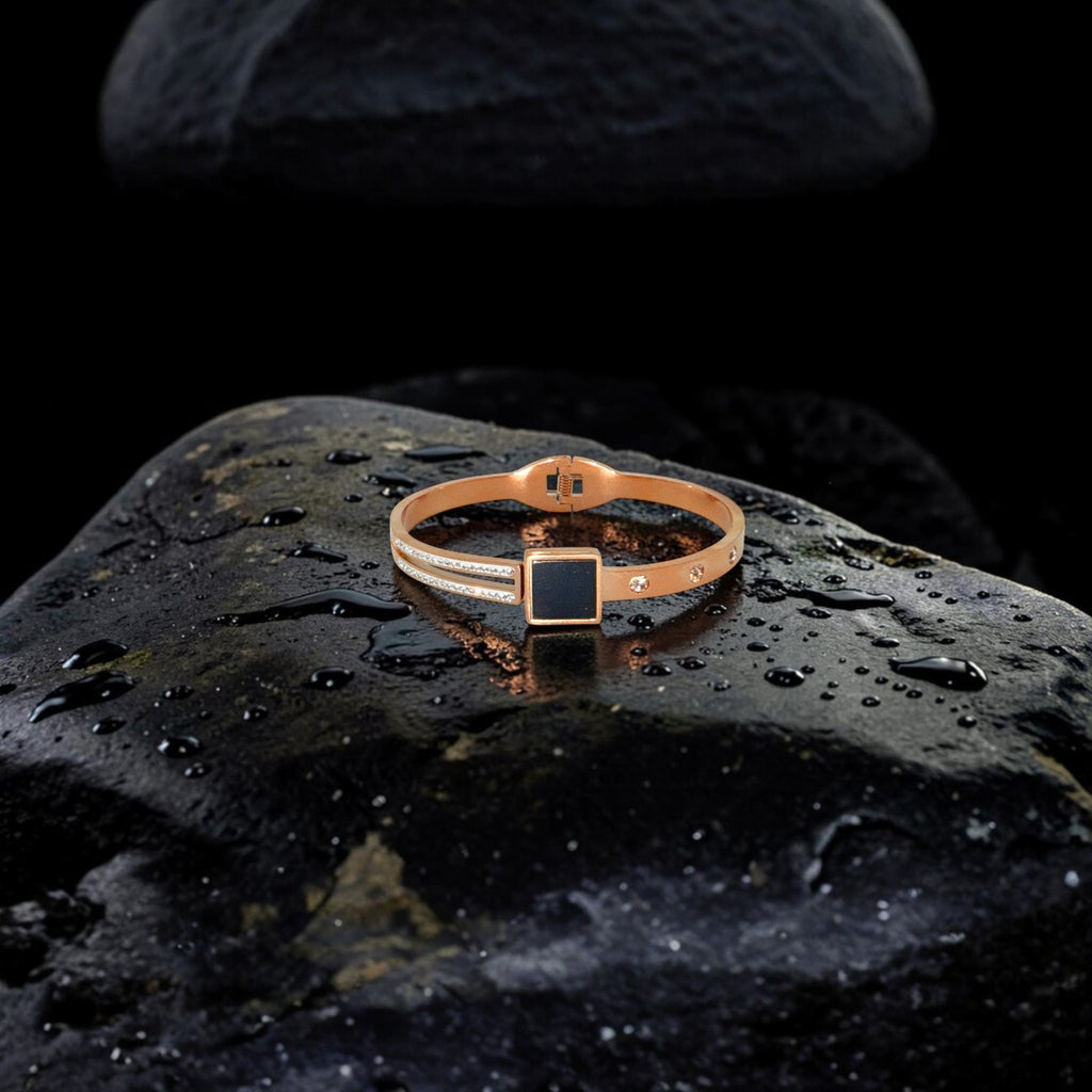 Noirvia Bracelet