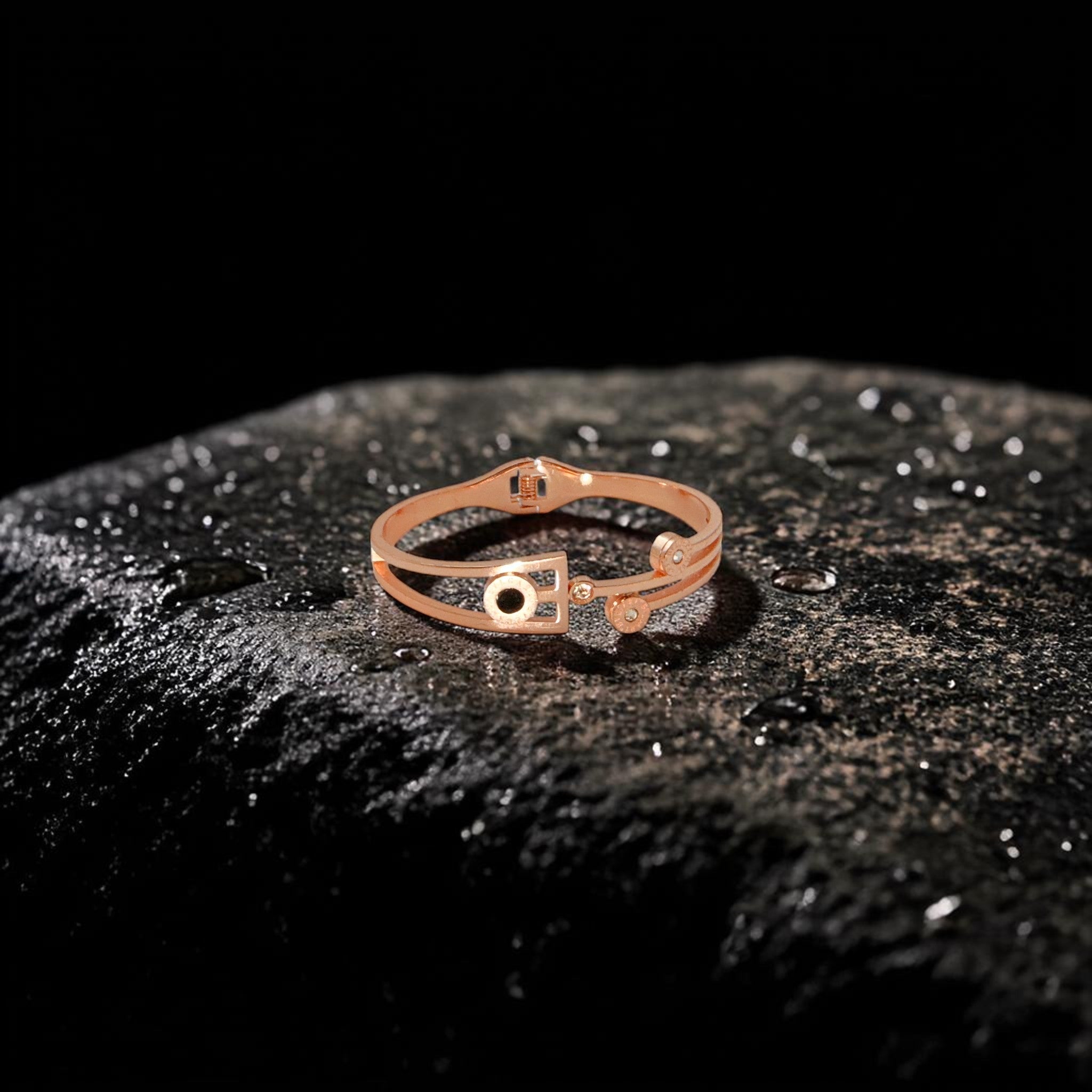 Orbit Link Minimal Bracelet