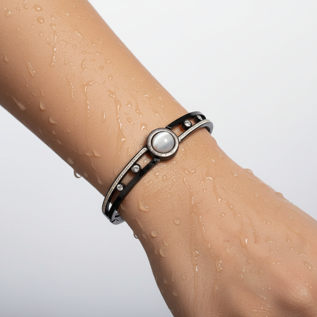 Noir Halo Statement Bracelet