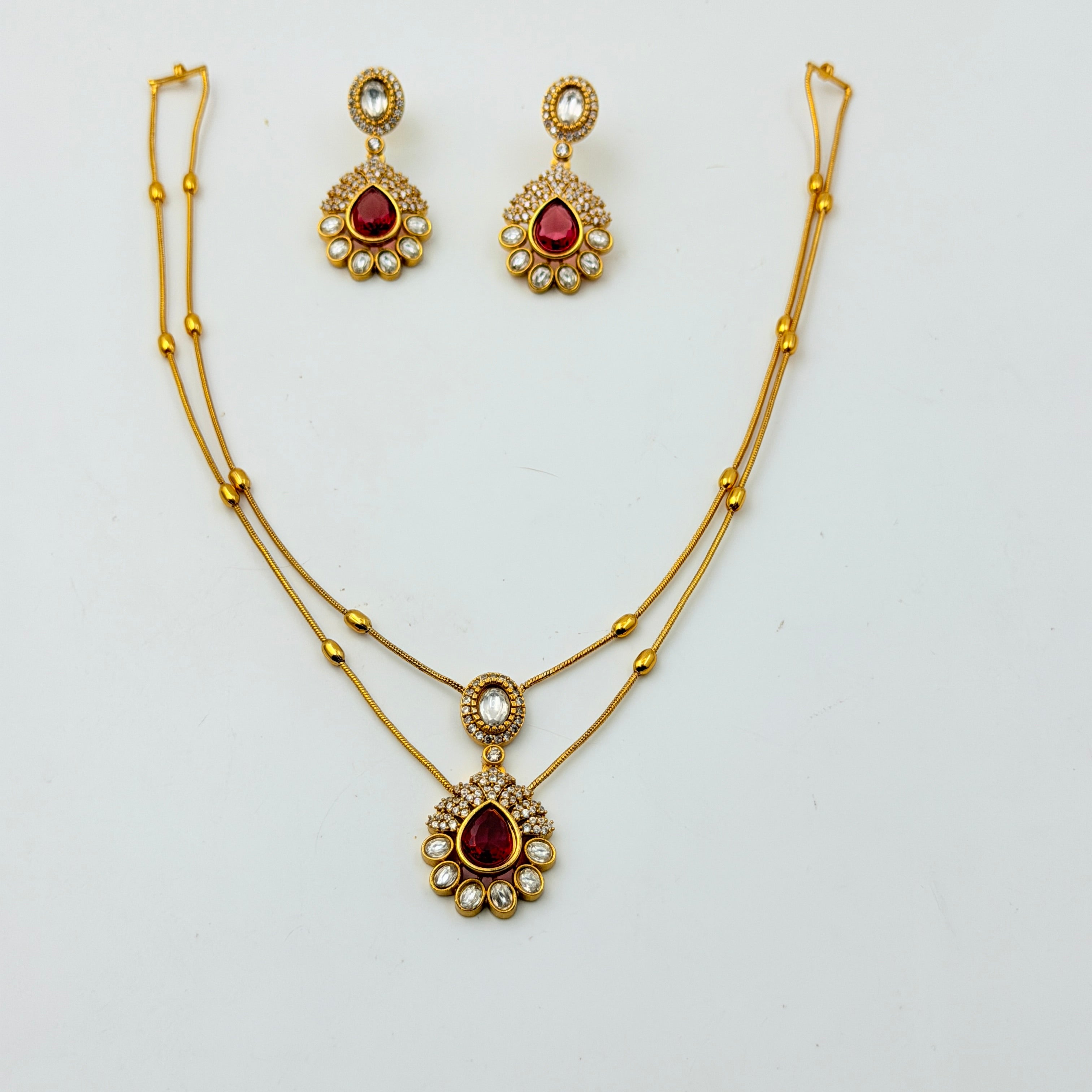 Elegant Dual-Layer Necklace Set