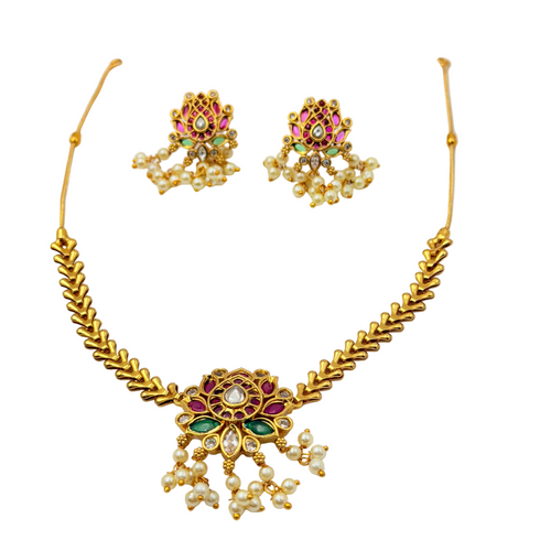 Traditional Floral Necklace Set