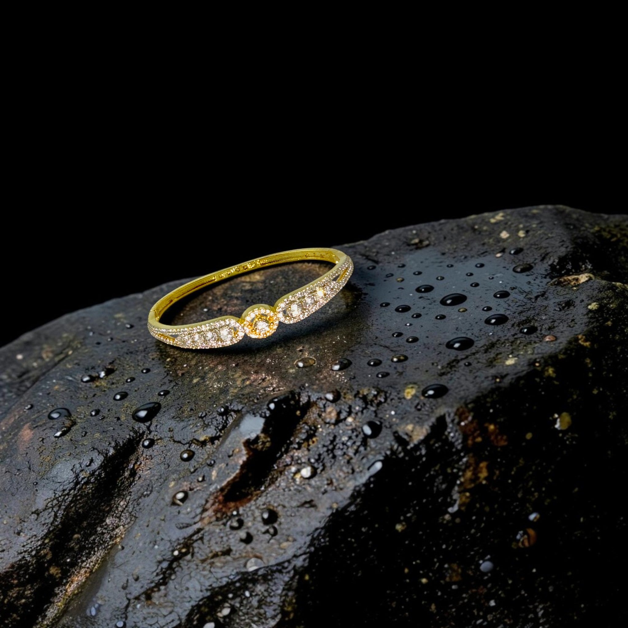 ✨ "Liora Valay" Bracelet ✨