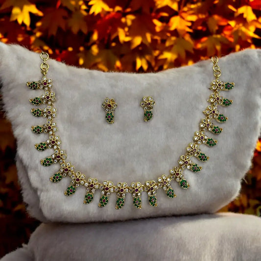 Enchanted Emerald Necklace and Earrings Set