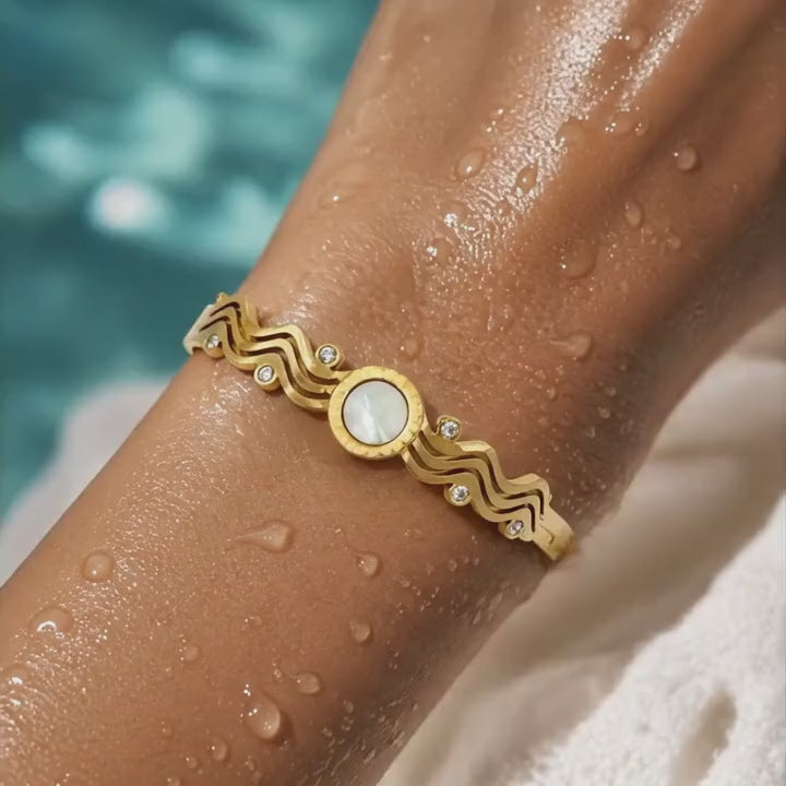 Aurelia Wave Bracelet