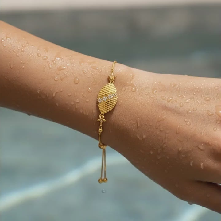 Velmira Leaf Bracelet