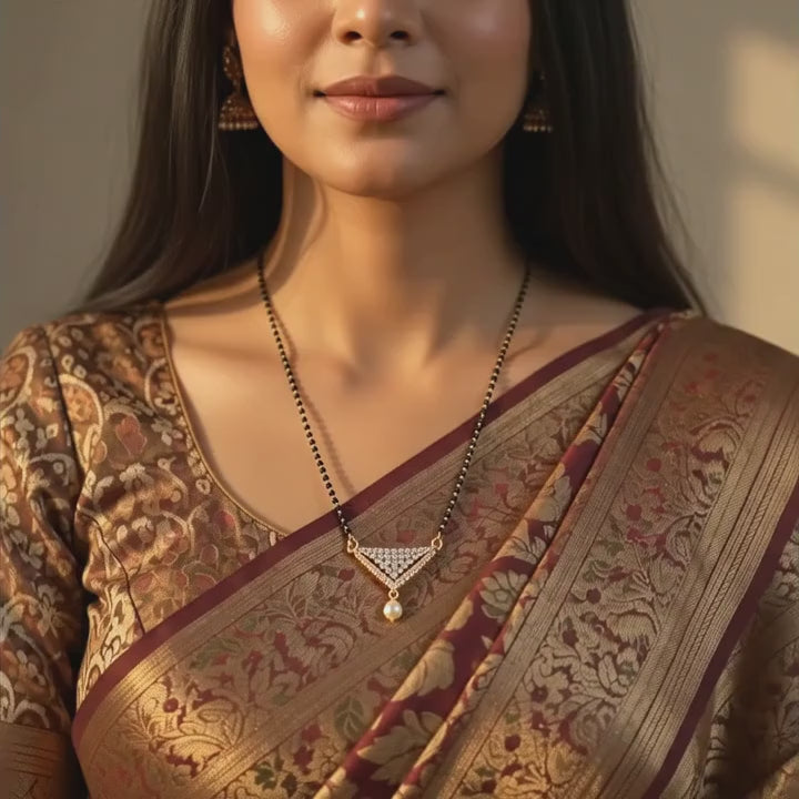 Rose Gold Triangular Geometric Drop Mangalsutra