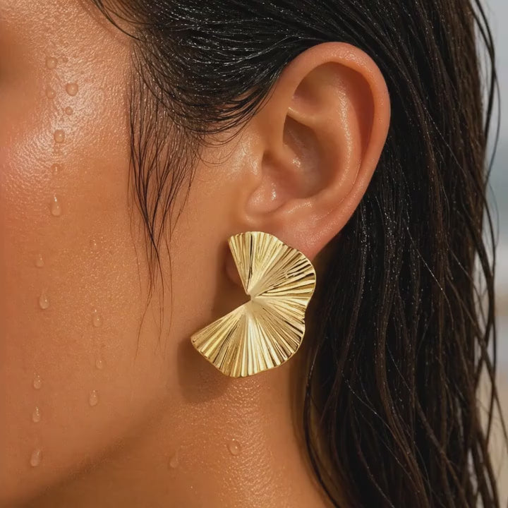 Textured Sun-Ray Fan Studs Earrings