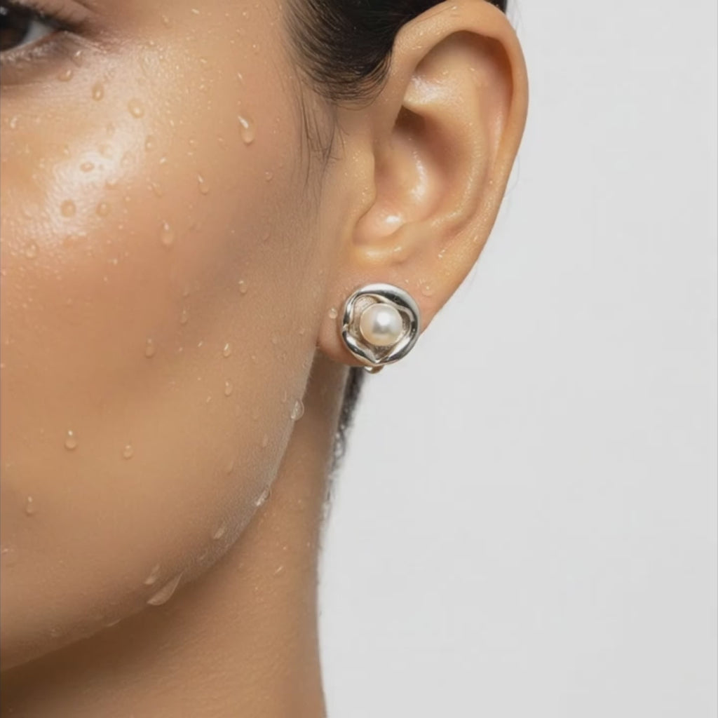 Pearl Glow Stud Earrings