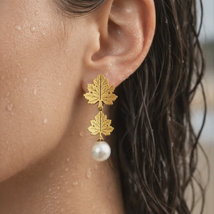 Maple Pearl Earrings