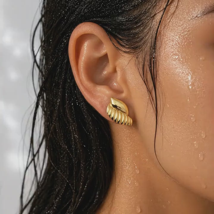 Sculptural Ribbed Leaf Earrings