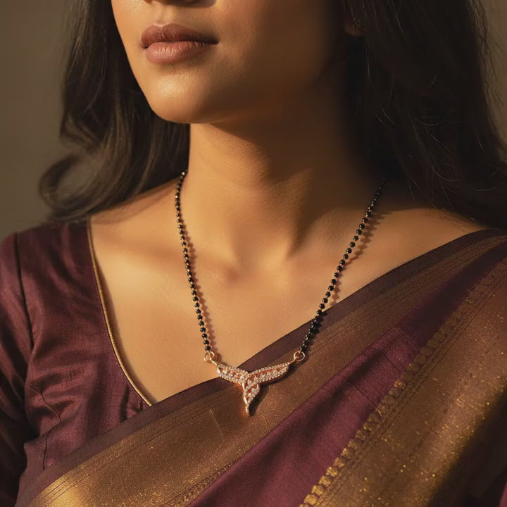 Rose Gold Swirling Crossover Ribbon Mangalsutra