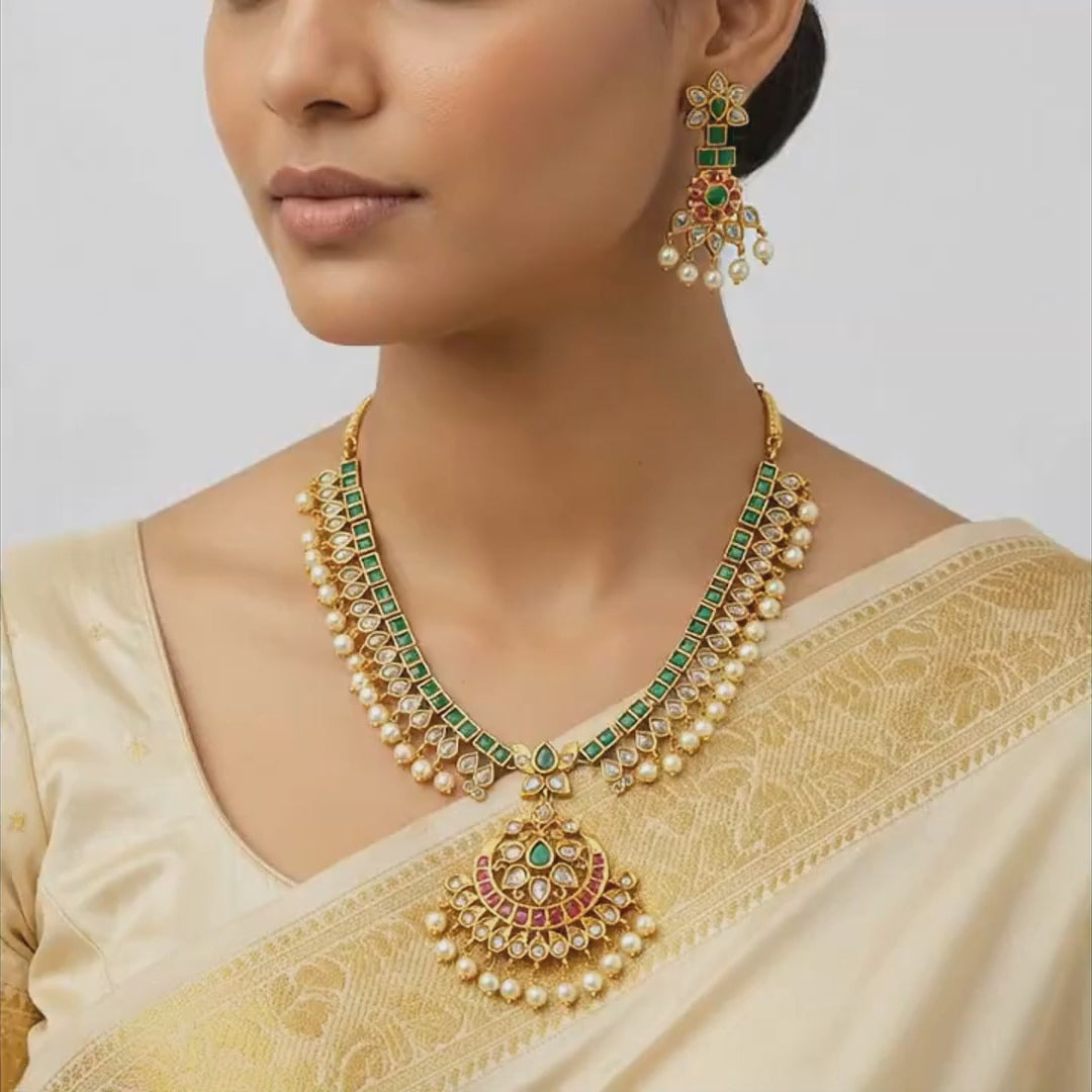 Royal Kundan Necklace Set