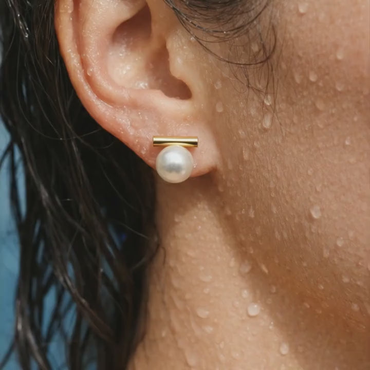 Gold Pearl Earrings