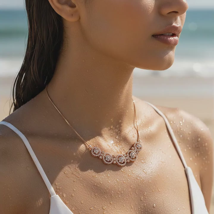 Gold Glamorous Necklace